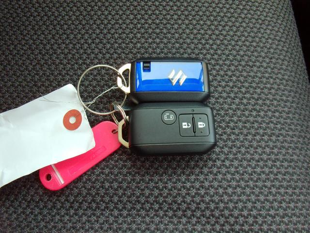 ワゴンRスマイル HYBRID S 3型 片側電動スライドドア 全方位カメラ フルホイールキャップ オートライト ナビ プッシュスタート シートヒーター オートエアコン 衝突被害軽減システム アイドリングストップ USBソケット 横滑り防止機能 衝突安全ボディ 盗難防止システム(48枚目)