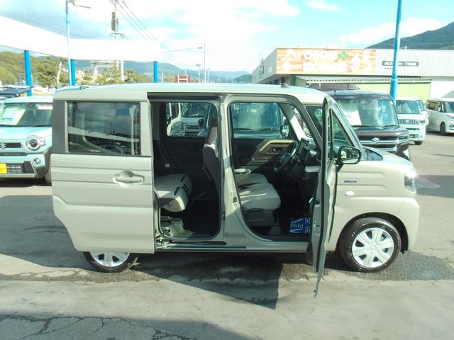 スペーシア ＨＹＢＲＩＤ　Ｘ　両側電動スライドドア　衝突被害軽減システム　フルホイールキャップ　オートライト　プッシュスタート　シートヒーター　オートエアコン　アイドリングストップ　ＵＳＢ　横滑り防止機能　衝突安全ボディ　盗難防止システム　取扱説明書　メンテナンスノート（10枚目）