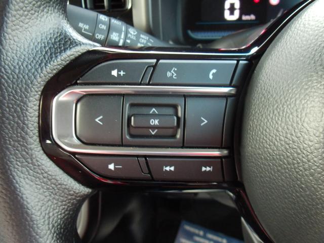 スペーシア ＨＹＢＲＩＤ　Ｘ　両側電動スライドドア　衝突被害軽減システム　フルホイールキャップ　オートライト　プッシュスタート　シートヒーター　オートエアコン　アイドリングストップ　ＵＳＢ　横滑り防止機能　衝突安全ボディ　盗難防止システム　取扱説明書　メンテナンスノート（18枚目）