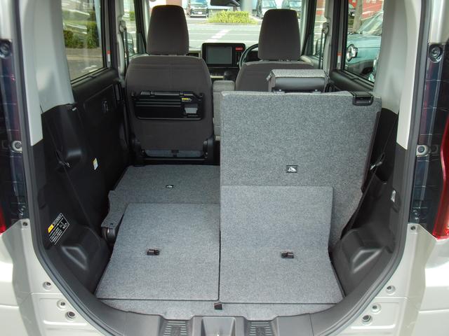 スペーシア ＨＹＢＲＩＤ　Ｘ　両側電動スライドドア　衝突被害軽減システム　フルホイールキャップ　オートライト　プッシュスタート　シートヒーター　オートエアコン　アイドリングストップ　ＵＳＢ　横滑り防止機能　衝突安全ボディ　盗難防止システム　取扱説明書　メンテナンスノート（40枚目）