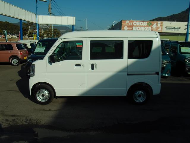 エブリイ PA 6型 AM/FMラジオ 5速MT 両側スライドドア スペアタイヤ オートライト 衝突被害軽減システム 横滑り防止機能 衝突安全ボディ 取扱説明書 メンテナンスノート(8枚目)