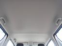 【天井】ルーフ内張はきれいです。目立ったシミ・汚れもありません。お近くのスズキ自販島根までお越しください。