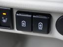 ＬＣ　Ｘ　４ＷＤ　リアパーキングセンサー　シートヒーター　４ＷＤ　リアパーキングセンサー　シートヒーター　プッシュスタート　スマートキー　オートライト　衝突軽減システム　車線逸脱警報機能　アイドリングストップ　横滑り防止機能　衝突安全ボディ　盗難防止システム（49枚目）