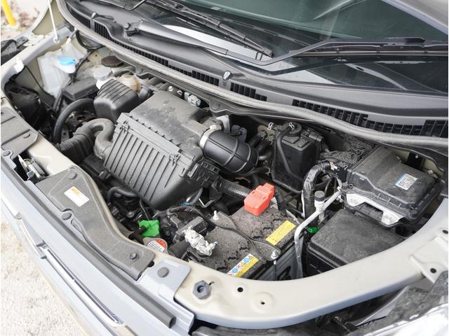 ワゴンＲ ＦＸ　リアパーキングセンサー　運転席シートヒーター　衝突軽減　リアパーキングセンサー　運転席シートヒーター　プッシュスタート　スマートキー　ＣＤ　ＡＭＦＭラジオ　オートライト　衝突被害軽減システム　車線逸脱警報機能　横滑り防止　衝突安全ボディ　盗難防止システム（11枚目）