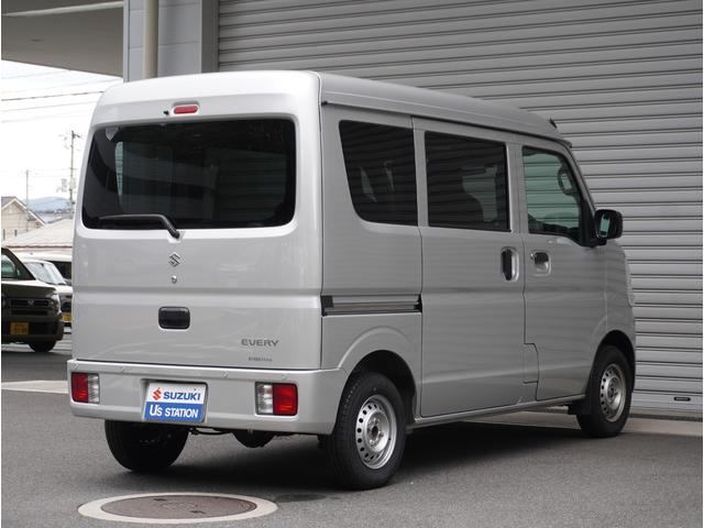 エブリイ ＰＡリミテッド　４ＷＤ　５速ＭＴ　バックカメラ　ＥＴＣ　４ＷＤ　５速ＭＴ　バックカメラ　ＥＴＣ　ディスプレイオーディオ　リアパーキングセンサー　キーレスエントリー　オートライト　両側スライドドア　ＵＳＢ　衝突被害軽減システム　横滑り防止機能　衝突安全ボディ（22枚目）