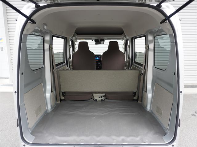 エブリイ ＰＡリミテッド　４ＷＤ　５速ＭＴ　バックカメラ　ＥＴＣ　４ＷＤ　５速ＭＴ　バックカメラ　ＥＴＣ　ディスプレイオーディオ　リアパーキングセンサー　キーレスエントリー　オートライト　両側スライドドア　ＵＳＢ　衝突被害軽減システム　横滑り防止機能　衝突安全ボディ（37枚目）