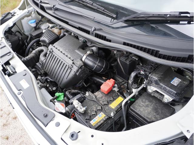 ワゴンＲ ＦＸ　リアパーキングセンサー　運転席シートヒーター　衝突軽減　リアパーキングセンサー　運転席シートヒーター　プッシュスタート　スマートキー　ＣＤ　ＡＭＦＭラジオ　オートライト　衝突被害軽減システム　車線逸脱警報機能　横滑り防止　衝突安全ボディ　盗難防止システム（11枚目）