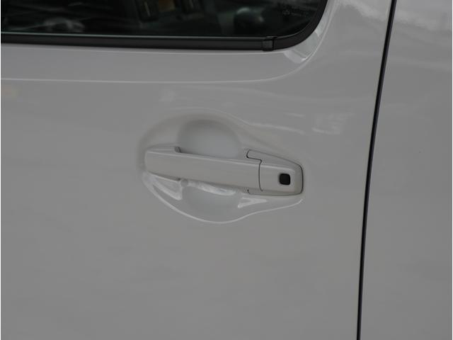 ワゴンＲ ＦＸ　リアパーキングセンサー　運転席シートヒーター　衝突軽減　リアパーキングセンサー　運転席シートヒーター　プッシュスタート　スマートキー　ＣＤ　ＡＭＦＭラジオ　オートライト　衝突被害軽減システム　車線逸脱警報機能　横滑り防止　衝突安全ボディ　盗難防止システム（26枚目）