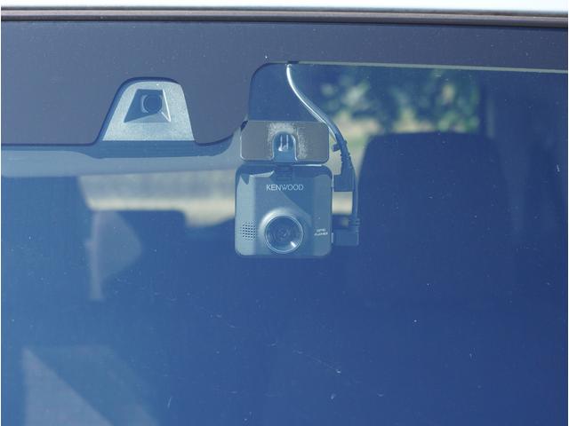 スペーシア ＨＹＢＲＩＤ　Ｘ　全方位カメラ　ナビ　前後ドライブレコーダー　全方位カメラ　ナビ　前後ドライブレコーダー　両側電動スライドドア　リアパーキングセンサー　運転席シートヒーター　プッシュスタート　スマートキー　ヘッドアップディスプレイ　オートライト　衝突被害軽減（4枚目）