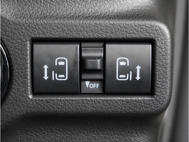 スペーシア ギア　ＨＹＢＲＩＤ　ＸＺターボ　全方位カメラ　ナビ　衝突軽減　全方位カメラ　ナビ　両側電動スライドドア　パーキングセンサー　パドルシフト　アダプティブクルーズコントロール　シートヒーター　ステアリングヒーター　電動パーキングブレーキ　ヘッドアップディスプレイ（6枚目）