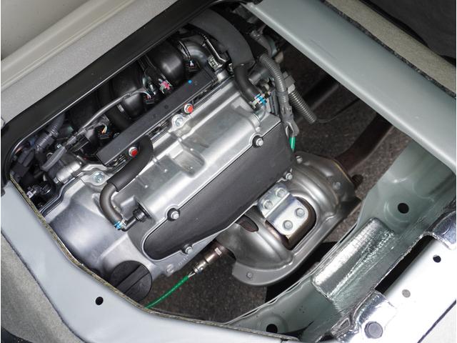 エブリイ PAリミテッド 4WD 5速MT リアパーキングセンサー 4WD 5速MT リアパーキングセンサー キーレスエントリー オートライト AMFMラジオ 衝突被害軽減システム 車線逸脱警報機能 横滑り防止装置 衝突安全ボディ 盗難防止システム(11枚目)