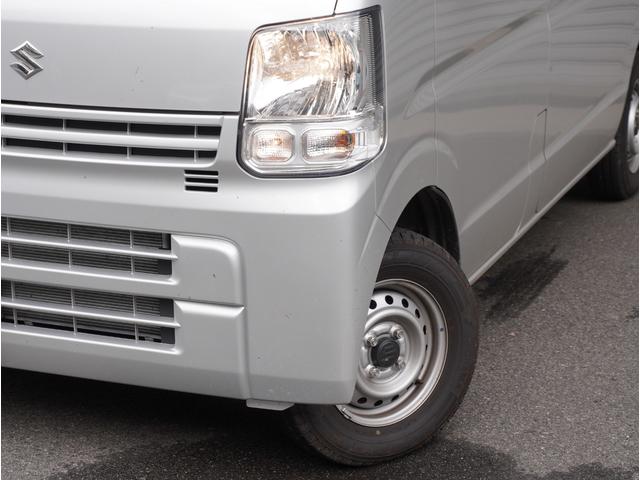 エブリイ PAリミテッド 4WD 5速MT リアパーキングセンサー 4WD 5速MT リアパーキングセンサー キーレスエントリー オートライト AMFMラジオ 衝突被害軽減システム 車線逸脱警報機能 横滑り防止装置 衝突安全ボディ 盗難防止システム(23枚目)