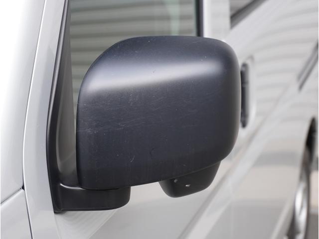 エブリイ PAリミテッド 4WD 5速MT リアパーキングセンサー 4WD 5速MT リアパーキングセンサー キーレスエントリー オートライト AMFMラジオ 衝突被害軽減システム 車線逸脱警報機能 横滑り防止装置 衝突安全ボディ 盗難防止システム(24枚目)