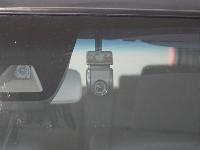 ムーヴ カスタムＸリミテッド２　ＳＡ３　全方位カメラ　ナビ　ＥＴＣ　全方位カメラ　ナビ　ドライブレコーダー　ＥＴＣ　運転席シートヒーター　プッシュスタート　スマートキー　Ｂｌｕｅｔｏｏｔｈ　オートライト　衝突被害軽減システム　アイドリングストップ　横滑り防止機能（4枚目）