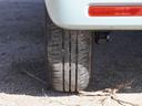 【タイヤ溝有り】タイヤの溝はしっかりと残ってますのでご安心ください。状態も良好です。ノーマルタイヤ、スタッドレスタイヤも取り扱っております。皆様のご来店お待ちしております。