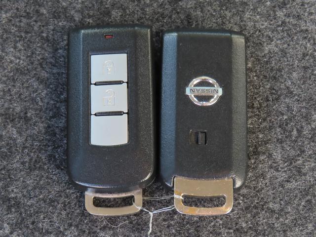 ★ガラス面が多く、開放感のある店舗です！お問い合わせの際は「００７８−６０４９−４９３８」まで※無料電話。火曜日・水曜日が定休日となります。※年に数月、火曜日のみ定休の場合がございます。