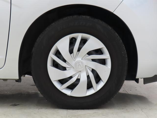 フィット １３Ｇ・Ｆパッケージ／バックカメラ付きナビ・ＥＴＣ付き車　前ドラレコ　バックカメラ　オートライト　Ｂｌｕｅｔｏｏｔｈ　プッシュスタート　オートエアコン　ＥＴＣ　ワンオーナー　アイドリングストップ　横滑り防止機能　衝突安全ボディ　盗難防止システム（20枚目）