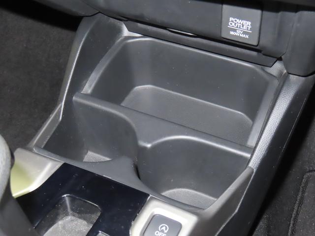 フィット １３Ｇ・Ｆパッケージ／バックカメラ付きナビ・ＥＴＣ付き車　前ドラレコ　バックカメラ　オートライト　Ｂｌｕｅｔｏｏｔｈ　プッシュスタート　オートエアコン　ＥＴＣ　ワンオーナー　アイドリングストップ　横滑り防止機能　衝突安全ボディ　盗難防止システム（29枚目）