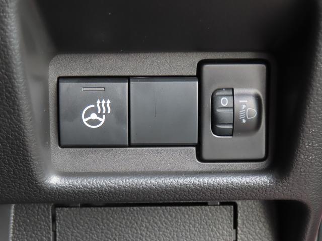 スペーシア ギア　ＨＹＢＲＩＤ　ＸＺ／社用車アップ・衝突被害軽減ブレーキ　全方位バックカメラ・オートライト・Ｂｌｕｅｔｏｏｔｈ・スライドドア・純正ナビ・プッシュスタート・シートヒーター・オートエアコン・禁煙車・スズキセーフティーサポート・衝突被害軽減Ｓ・アイドリングストップ（16枚目）