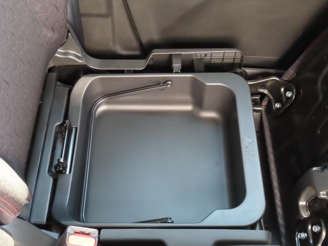 スペーシア ギア　ＨＹＢＲＩＤ　ＸＺ／社用車アップ・衝突被害軽減ブレーキ　全方位バックカメラ・オートライト・Ｂｌｕｅｔｏｏｔｈ・スライドドア・純正ナビ・プッシュスタート・シートヒーター・オートエアコン・禁煙車・スズキセーフティーサポート・衝突被害軽減Ｓ・アイドリングストップ（37枚目）