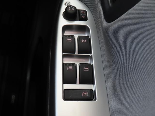 ピクシスジョイ ＳＡ２／バックカメラ付きナビ・２ＷＤ・ＣＶＴ車　２ＷＤ・ＣＶＴ車　オートライト　バックカメラ　Ｂｌｕｅｔｏｏｔｈ　プッシュスタート　オートエアコン　盗難防止システム　衝突安全ボディ　横滑り防止機能　アイドリングストップ　衝突被害軽減システム（32枚目）