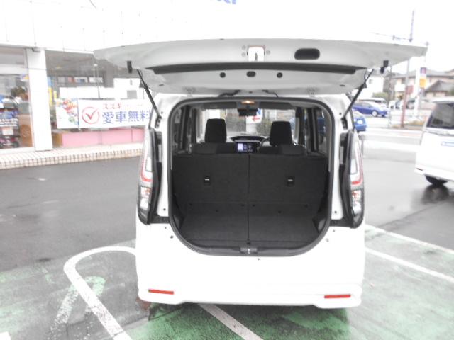 ソリオ ＨＹＢＲＩＤ　ＭＸ　ＣＶＴ　衝突軽減ブレーキ　全方位ナビ　オートライト　Ｂｌｕｅｔｏｏｔｈ　スライドドア　純正ナビ　プッシュスタート　シートヒーター　オートエアコン　ＥＴＣ　衝突被害軽減システム　アイドリングストップ　横滑り防止機能　衝突安全ボディ（12枚目）