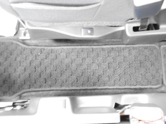 ソリオ ＨＹＢＲＩＤ　ＭＸ　ＣＶＴ　衝突軽減ブレーキ　全方位ナビ　オートライト　Ｂｌｕｅｔｏｏｔｈ　スライドドア　純正ナビ　プッシュスタート　シートヒーター　オートエアコン　ＥＴＣ　衝突被害軽減システム　アイドリングストップ　横滑り防止機能　衝突安全ボディ（32枚目）