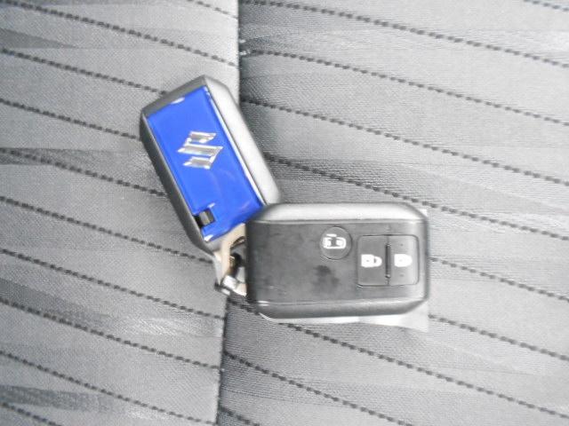 ソリオ ＨＹＢＲＩＤ　ＭＸ　ＣＶＴ　衝突軽減ブレーキ　全方位ナビ　オートライト　Ｂｌｕｅｔｏｏｔｈ　スライドドア　純正ナビ　プッシュスタート　シートヒーター　オートエアコン　ＥＴＣ　衝突被害軽減システム　アイドリングストップ　横滑り防止機能　衝突安全ボディ（51枚目）