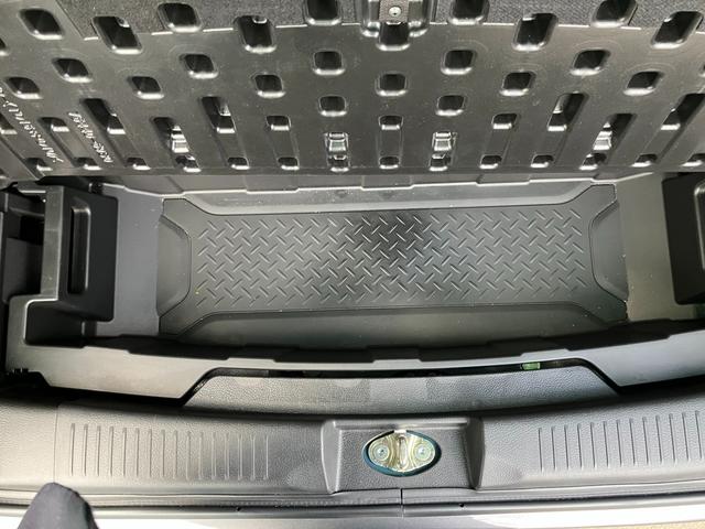 �y�F�蒆�Îԁz�ԗ��̏�Ԃ��m�F�����A�F�蒆�ÎԂ̃`�F�b�N�V�[�g�����t�����Ă���܂��̂Ŏԗ��ƕ����Ă��m�F����������