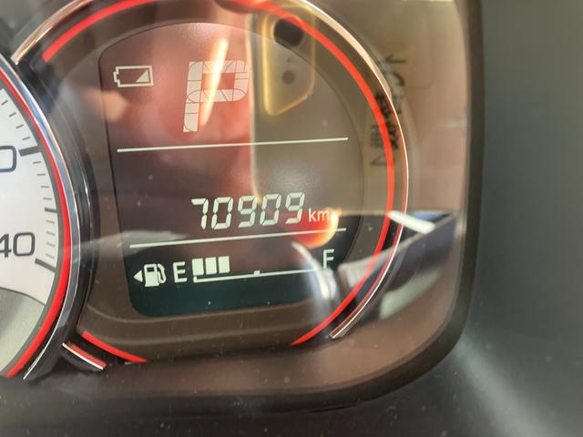 アルトターボＲＳ ターボＲＳ　５ＡＧＳ　ＨＩＤ　衝突軽減ブレーキ　ナビ　ＥＴＣ　バックカメラ　オートライト　Ｂｌｕｅｔｏｏｔｈ　プッシュスタート　シートヒーター　オートエアコン　ＥＴＣ　衝突被害軽減システム　アイドリングストップ　横滑り防止機能　衝突安全ボディ　盗難防止システム（19枚目）