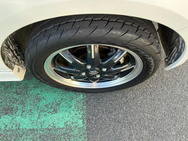 アルトターボＲＳ ターボＲＳ　５ＡＧＳ　ＨＩＤ　衝突軽減ブレーキ　ナビ　ＥＴＣ　バックカメラ　オートライト　Ｂｌｕｅｔｏｏｔｈ　プッシュスタート　シートヒーター　オートエアコン　ＥＴＣ　衝突被害軽減システム　アイドリングストップ　横滑り防止機能　衝突安全ボディ　盗難防止システム（46枚目）