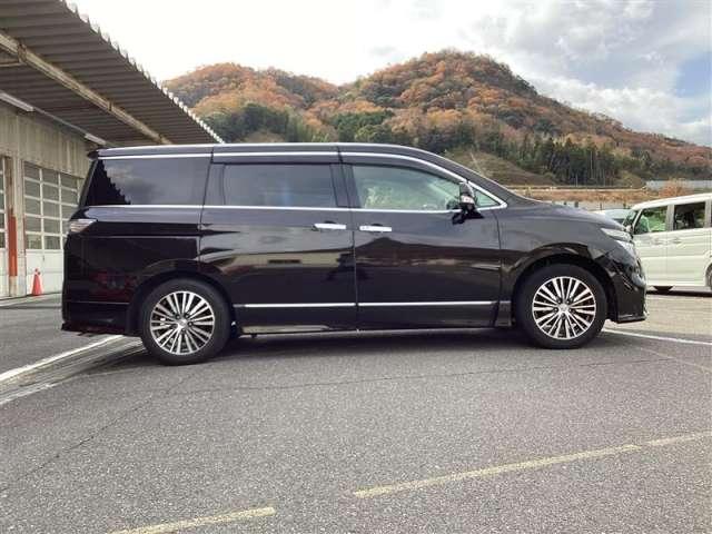 エルグランド 2.5 250ハイウェイスターS メモリーナビ・フルセグ・全カメラ(3枚目)