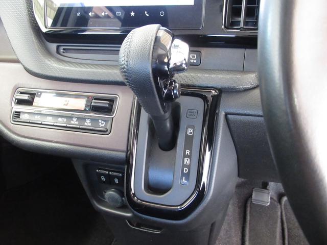 ソリオバンディット バンディット HYBRID MV カーナビ/全方位カメラ アダプティブクルーズコントロール 左側電動スライドドア プッシュスタート シートヒーター 衝突被害軽減システム アイドリングストップ 横滑り防止機能 衝突安全ボディ 盗難防止システム(13枚目)