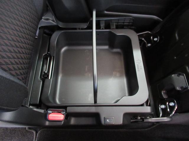 ソリオバンディット バンディット HYBRID MV カーナビ/全方位カメラ アダプティブクルーズコントロール 左側電動スライドドア プッシュスタート シートヒーター 衝突被害軽減システム アイドリングストップ 横滑り防止機能 衝突安全ボディ 盗難防止システム(32枚目)