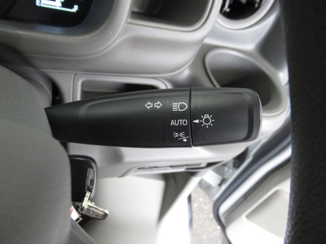 エブリイ PAリミテッド 4WD/CVT キーレス フロントパワーウインドー オートライト 衝突被害軽減システム アイドリングストップ 横滑り防止機能 衝突安全ボディ 4WD ABS エアバッグ エアコン パワーステアリング(17枚目)