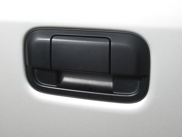 エブリイ PAリミテッド 4WD/CVT キーレス フロントパワーウインドー オートライト 衝突被害軽減システム アイドリングストップ 横滑り防止機能 衝突安全ボディ 4WD ABS エアバッグ エアコン パワーステアリング(39枚目)