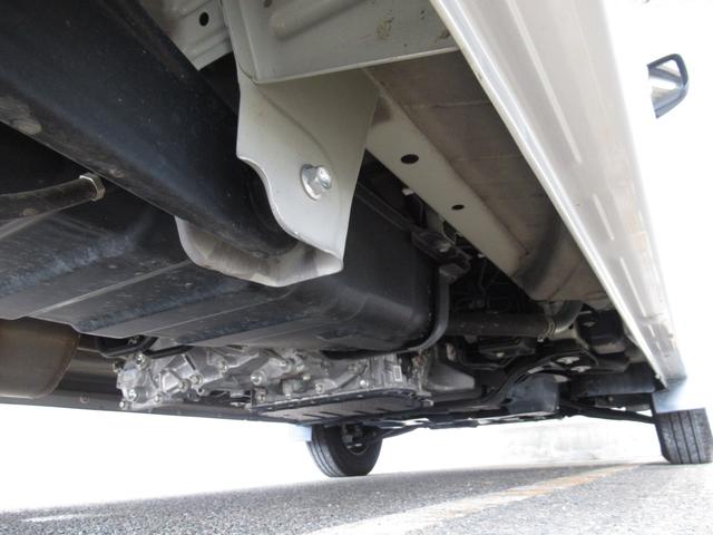 エブリイ PAリミテッド 4WD/CVT キーレス フロントパワーウインドー オートライト 衝突被害軽減システム アイドリングストップ 横滑り防止機能 衝突安全ボディ 4WD ABS エアバッグ エアコン パワーステアリング(44枚目)