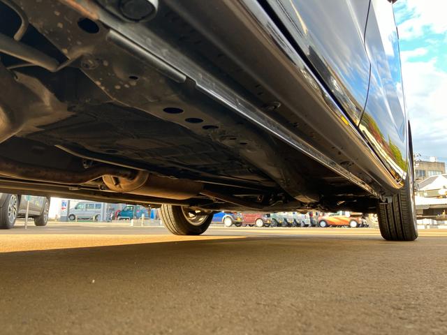 スペーシア ハイブリッドＸ　ＬＥＤヘッドランプ／衝突被害軽減ブレーキ　アルミホイール　両側電動スライドドア　キーレスエントリー　ＡＢＳ　エアバッグ　エアコン　パワーステアリング　パワーウィンドウ　プッシュスタート　シートヒーター　アイドリングストップ　横滑り防止機能（52枚目）