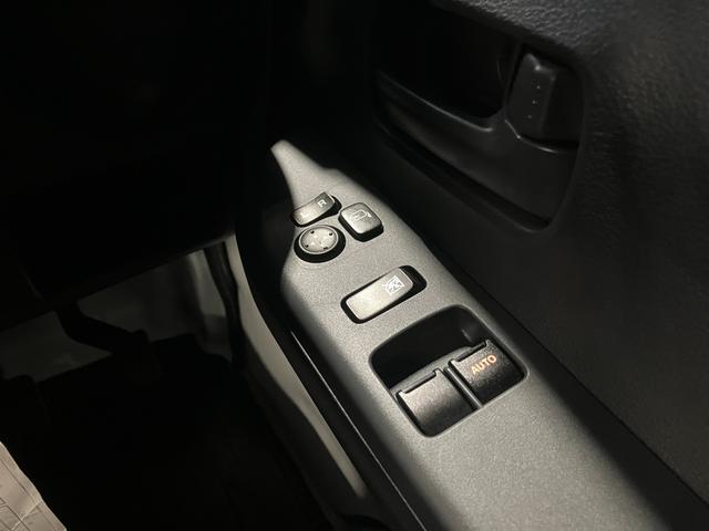 スーパーキャリイ X 4WD/5MT キーレスエントリー 衝突防止システム ABS エアバッグ エアコン パワーステアリング パワーウィンドウ 電動格納式リモコンドアミラー アイドリングストップ 衝突安全ボディ(20枚目)