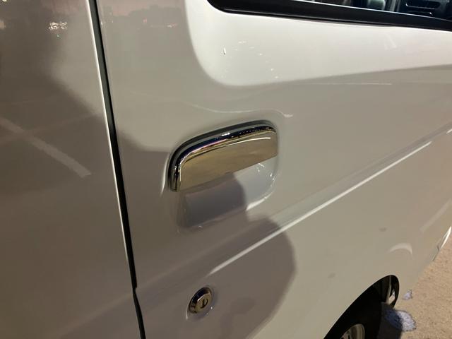 スーパーキャリイ X 4WD/5MT キーレスエントリー 衝突防止システム ABS エアバッグ エアコン パワーステアリング パワーウィンドウ 電動格納式リモコンドアミラー アイドリングストップ 衝突安全ボディ(36枚目)