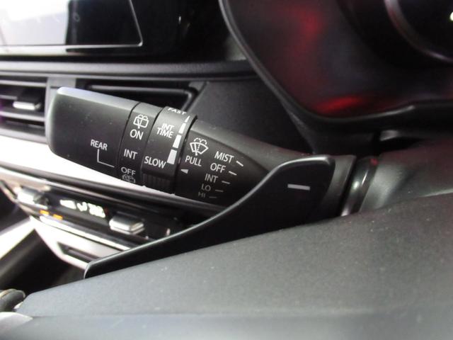 スイフト ＨＹＢＲＩＤ　ＭＺ　カーナビ／全方位カメラ　スズキコネクト対応通信機　アダプティブクルーズコントロール　オートライト　プッシュスタート　シートヒーター　オートエアコン　アイドリングストップ　横滑り防止機能　衝突安全ボディ　衝突被害軽減システム（22枚目）