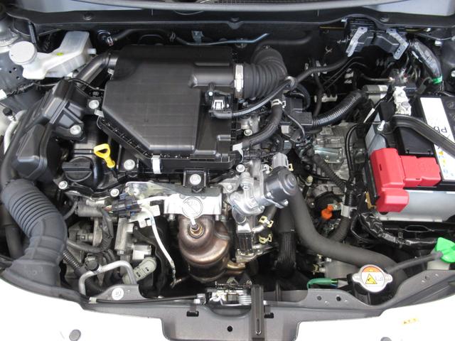 スイフト ＨＹＢＲＩＤ　ＭＺ　カーナビ／全方位カメラ　スズキコネクト対応通信機　アダプティブクルーズコントロール　オートライト　プッシュスタート　シートヒーター　オートエアコン　アイドリングストップ　横滑り防止機能　衝突安全ボディ　衝突被害軽減システム（53枚目）
