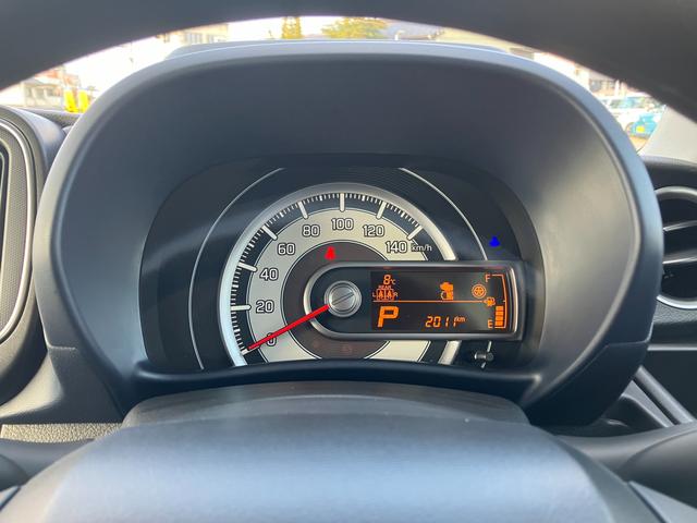 アルト ＨＹＢＲＩＤ　Ｘ　全方位モニター付ディスプレイオーディオ　オートライト　プッシュスタート　シートヒーター　オートエアコン　衝突被害軽減システム　アイドリングストップ　横滑り防止機能　衝突安全ボディ　盗難防止システム（9枚目）