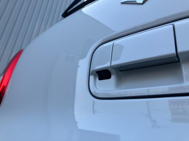 アルト ＨＹＢＲＩＤ　Ｘ　全方位モニター付ディスプレイオーディオ　オートライト　プッシュスタート　シートヒーター　オートエアコン　衝突被害軽減システム　アイドリングストップ　横滑り防止機能　衝突安全ボディ　盗難防止システム（42枚目）