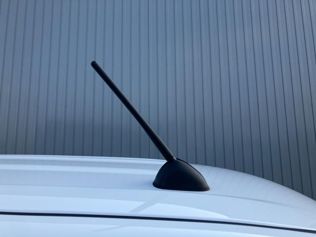 アルト ＨＹＢＲＩＤ　Ｘ　全方位モニター付ディスプレイオーディオ　オートライト　プッシュスタート　シートヒーター　オートエアコン　衝突被害軽減システム　アイドリングストップ　横滑り防止機能　衝突安全ボディ　盗難防止システム（47枚目）