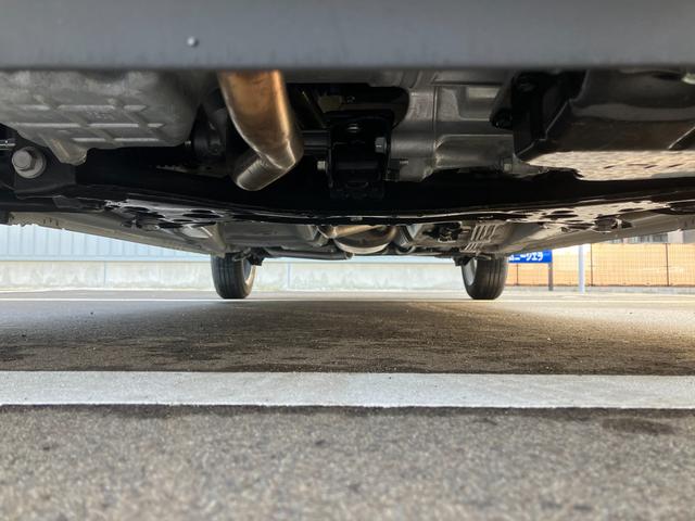 アルト ＨＹＢＲＩＤ　Ｘ　全方位モニター付ディスプレイオーディオ　オートライト　プッシュスタート　シートヒーター　オートエアコン　衝突被害軽減システム　アイドリングストップ　横滑り防止機能　衝突安全ボディ　盗難防止システム（49枚目）