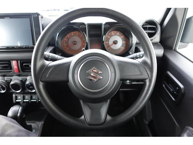 ジムニー ＸＬ　４ＷＤ・４ＡＴ　衝突被害軽減Ｓ非装着車・ケンウッドナビ　★中古車ご成約時にスズキ安心メンテナンスパックをご加入で、スズキ純正ナビ本体１５％ＯＦＦ！！、またはスズキ純正オプション本体１５％ＯＦＦ！！（工賃・付属品は別途頂戴いたします★（6枚目）