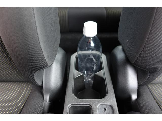 ジムニー ＸＬ　４ＷＤ・４ＡＴ　衝突被害軽減Ｓ非装着車・ケンウッドナビ　★中古車ご成約時にスズキ安心メンテナンスパックをご加入で、スズキ純正ナビ本体１５％ＯＦＦ！！、またはスズキ純正オプション本体１５％ＯＦＦ！！（工賃・付属品は別途頂戴いたします★（15枚目）