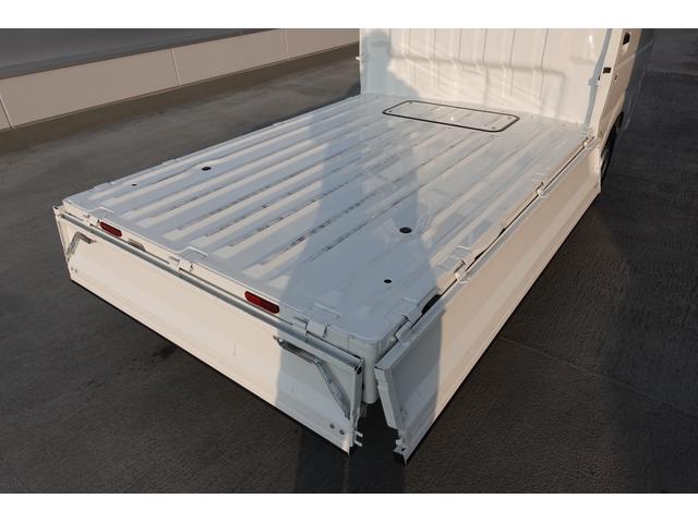 キャリイトラック ＫＣエアコン・パワステ農繁　７型４ＷＤ・５ＭＴ衝突被害軽減Ｓ　★中古車ご成約時にスズキ安心メンテナンスパックをご加入で、スズキ純正ナビ本体１５％ＯＦＦ！！、またはスズキ純正オプション本体１５％ＯＦＦ！！（工賃・付属品は別途頂戴いたします★（11枚目）