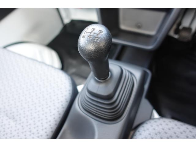 キャリイトラック ＫＣエアコン・パワステ農繁　７型４ＷＤ・５ＭＴ衝突被害軽減Ｓ　★中古車ご成約時にスズキ安心メンテナンスパックをご加入で、スズキ純正ナビ本体１５％ＯＦＦ！！、またはスズキ純正オプション本体１５％ＯＦＦ！！（工賃・付属品は別途頂戴いたします★（18枚目）